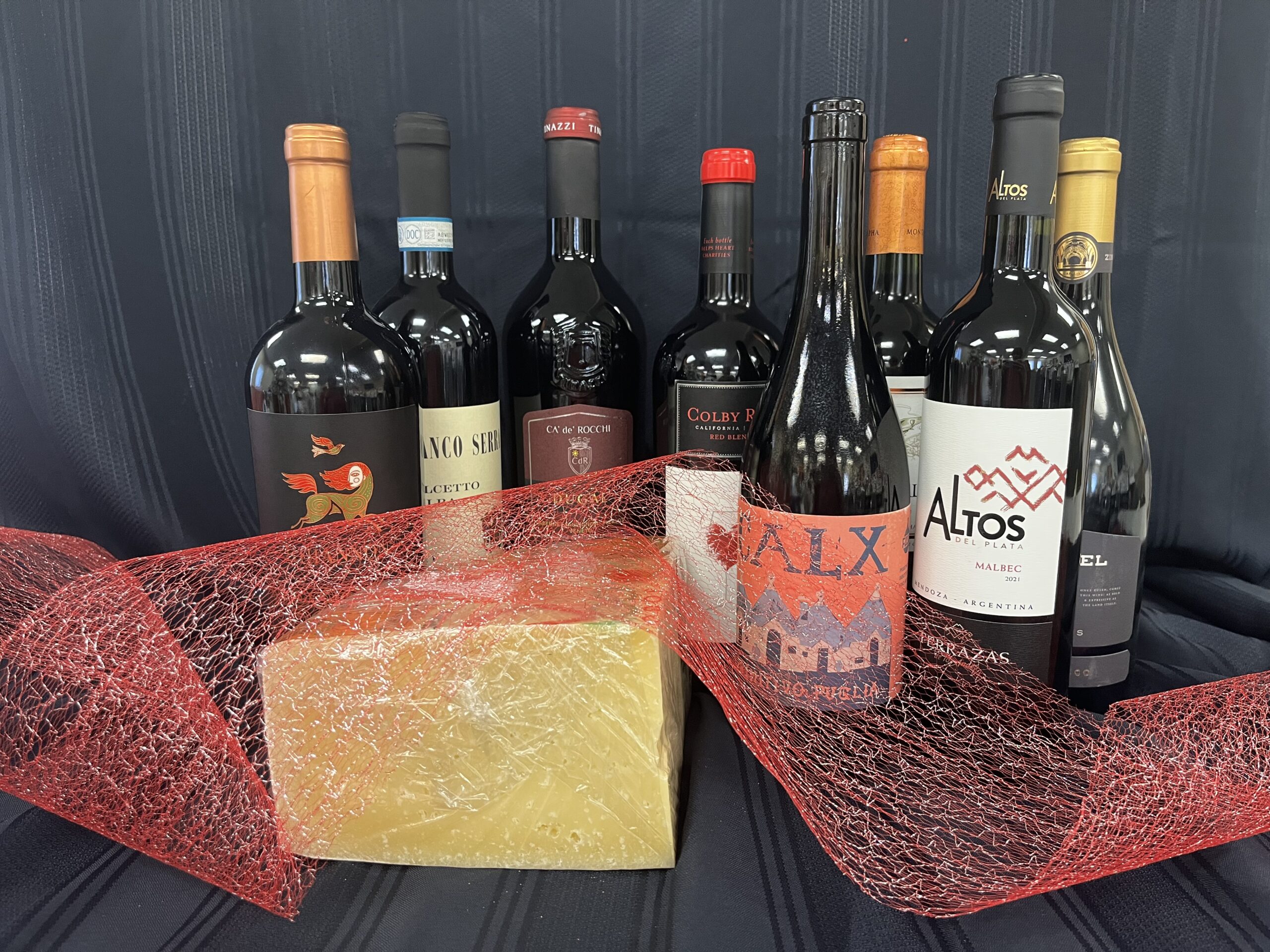 2023 Fall Auction Wine Cheese Basket