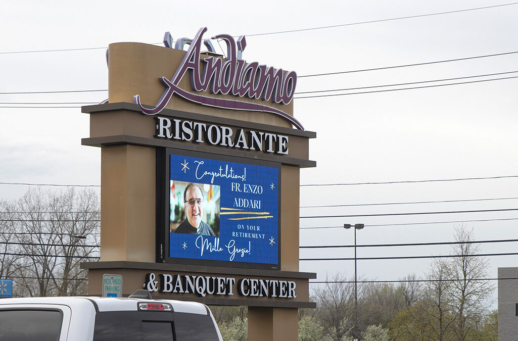 Street sign at Andiamo's in Warren MI